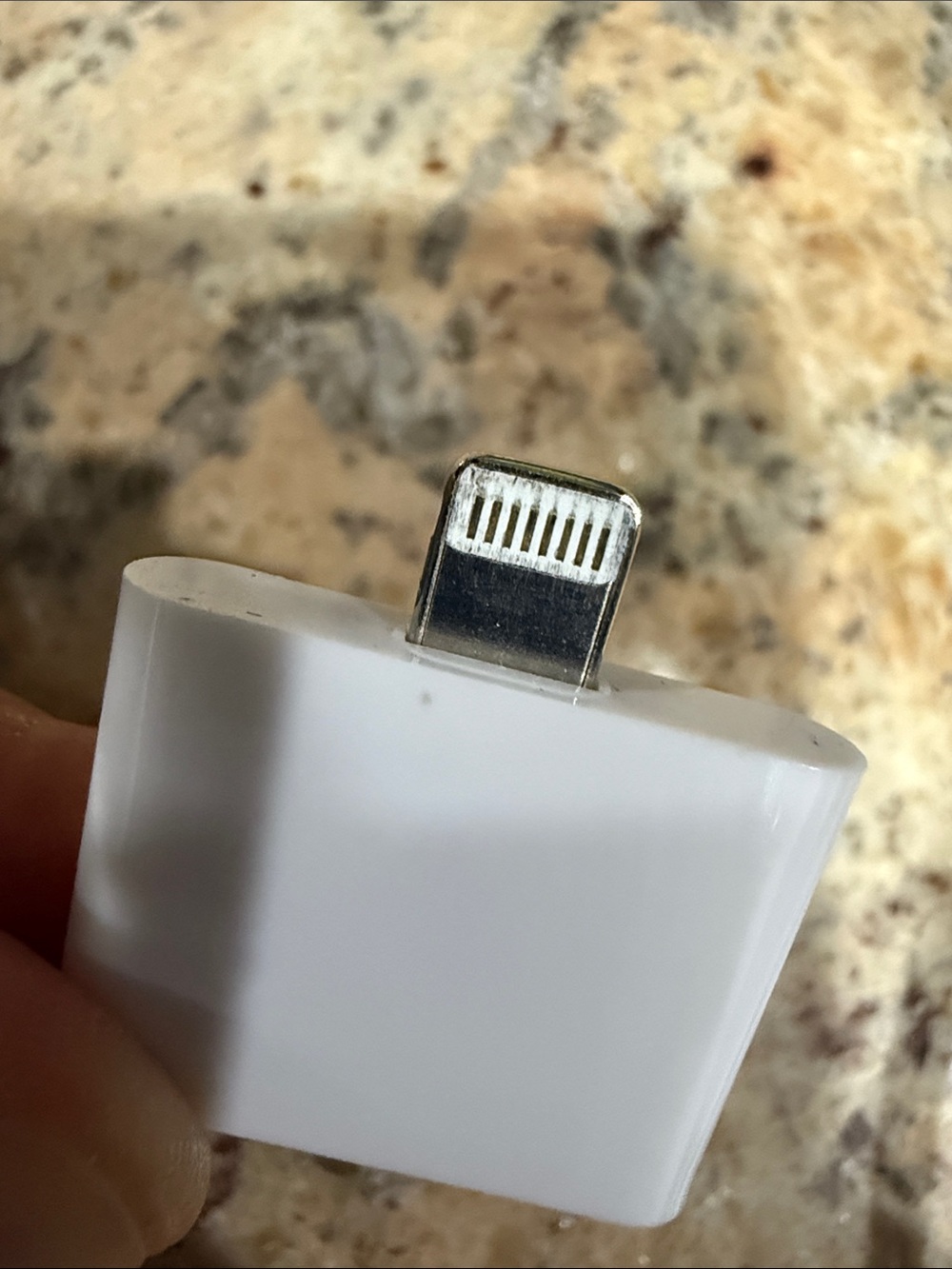 Apple White Lightning to 30‑Pin Adapter - Picture 6 of 9